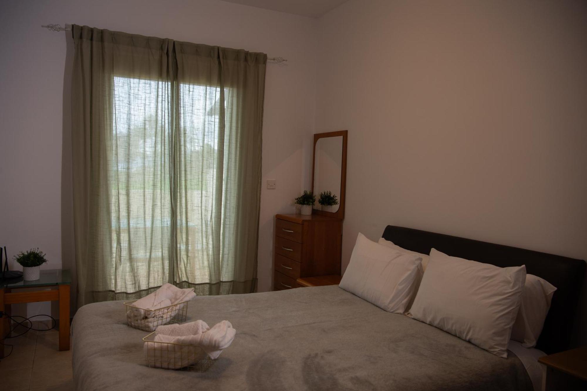 Path Latchi Beachfront Apartments Экстерьер фото
