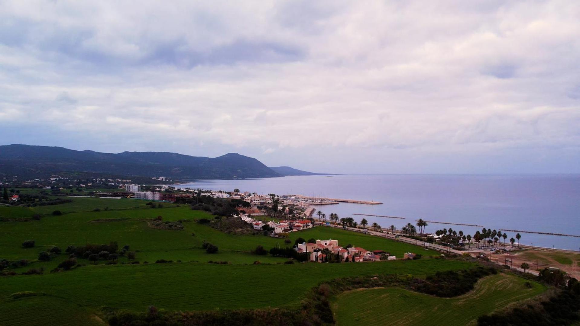 Path Latchi Beachfront Apartments Экстерьер фото