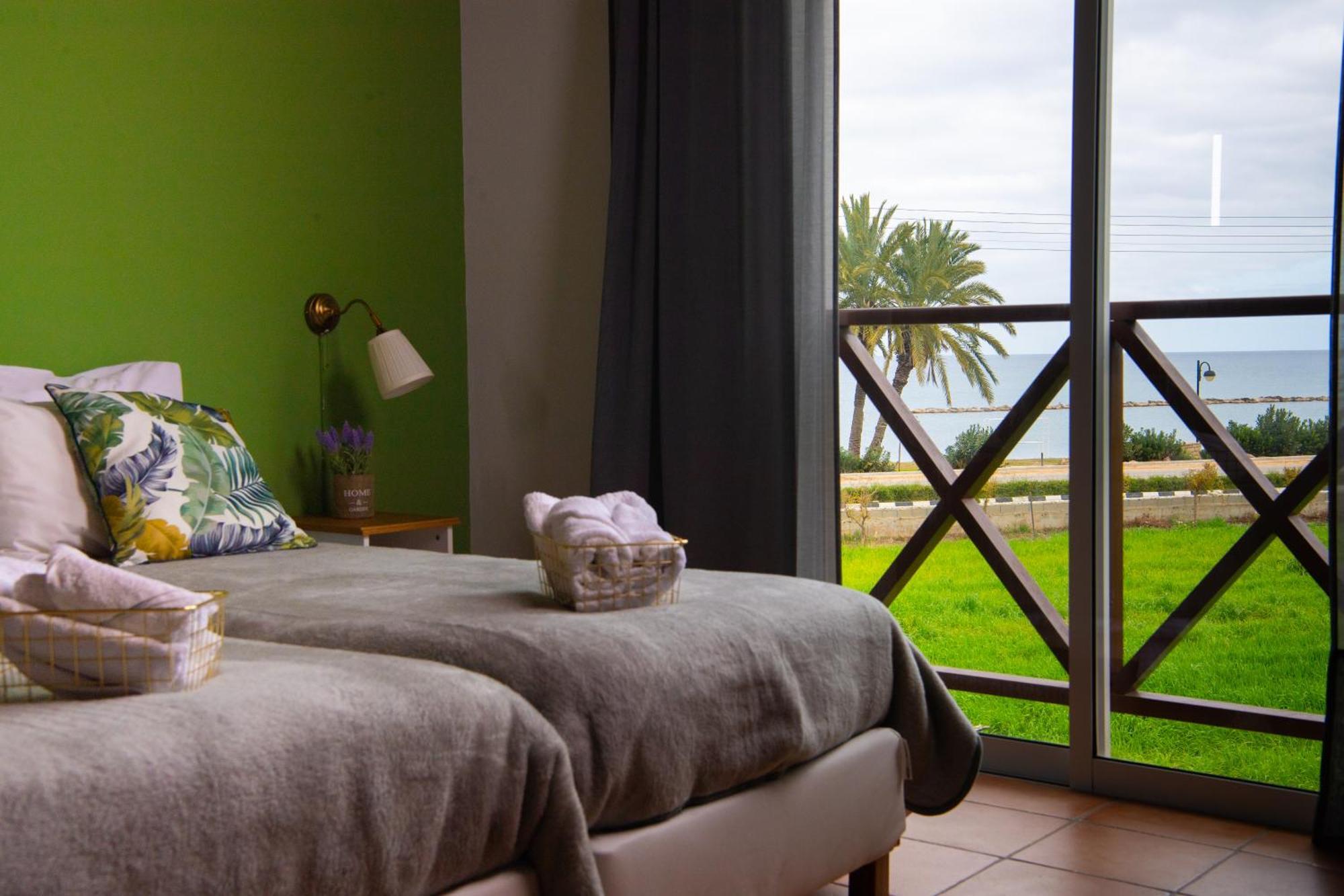 Path Latchi Beachfront Apartments Экстерьер фото
